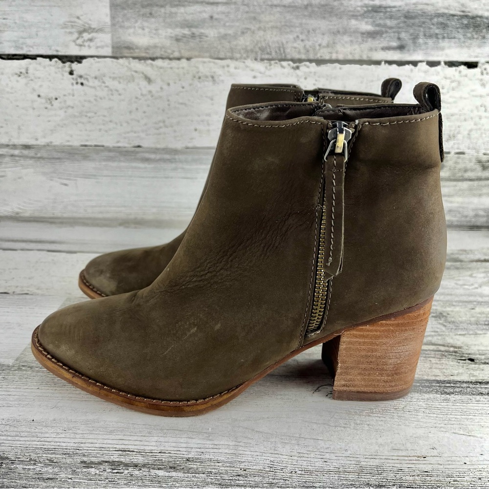 BLONDO Samara Waterproof Olive Brown Nubuck Leather Ankle Boots 9